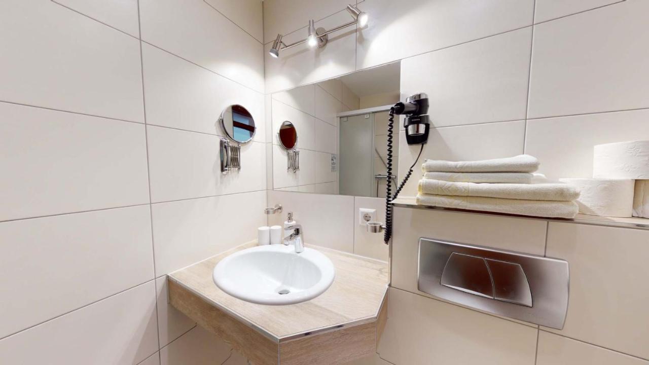 الدنغن مولهوفن Hotel Seepark Appartements المظهر الخارجي الصورة